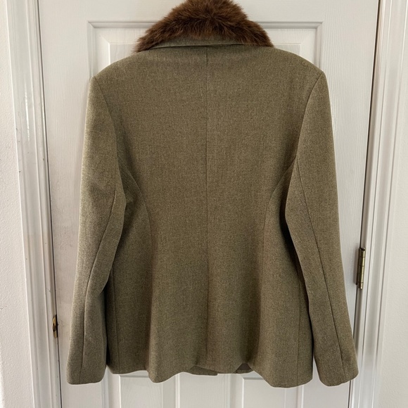 Adolfo Suit Jacket w/Faux Fur - Picture 4 of 10